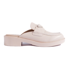 Beżowe klapki z zabudowanym noskiem Shelovet beżowy