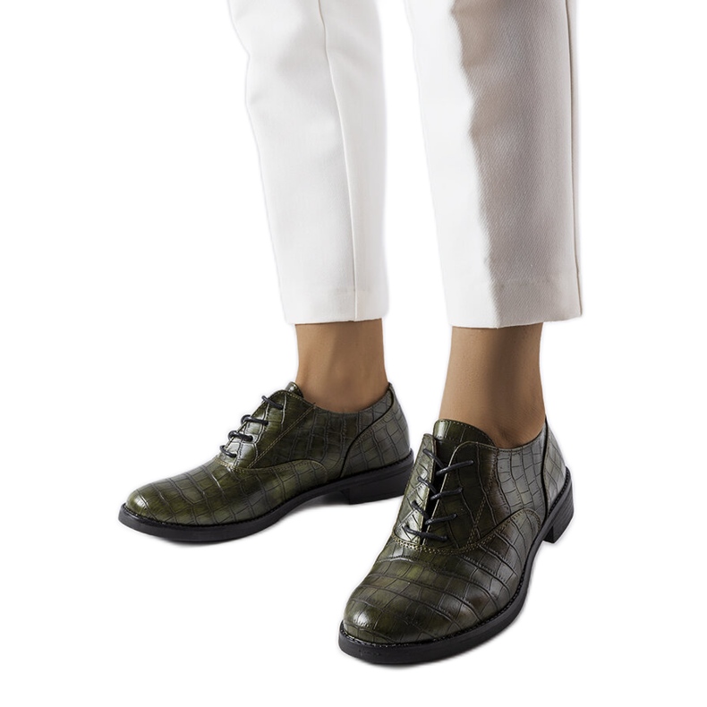 Zielone półbuty Green