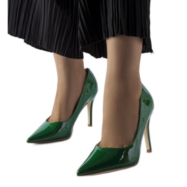 Zielone lakierowane szpilki Duerr