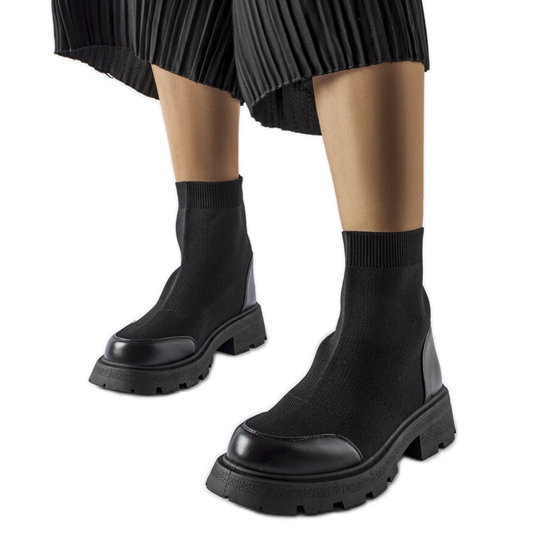 Czarne skarpetkowe botki Lonte