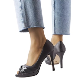 Szare szpilki z odkrytym noskiem Paré