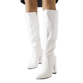 Białe kozaki X8266 White czarne