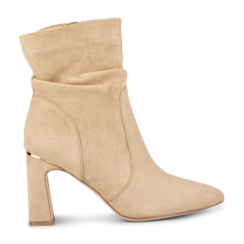 Beżowe botki damskie na zdobionym słupku beżowy