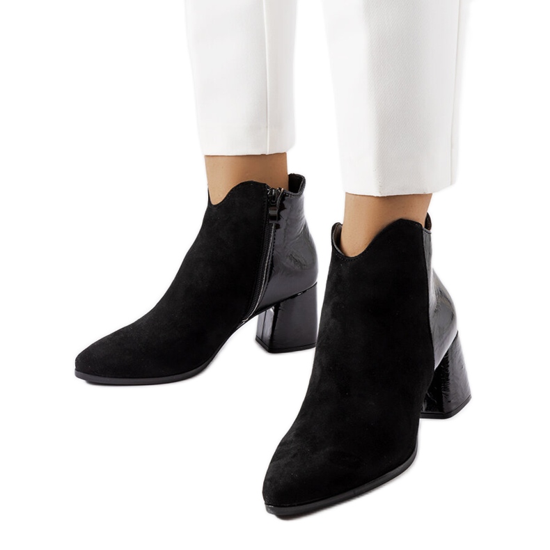 Czarne ocieplane botki eko zamszowe Riia