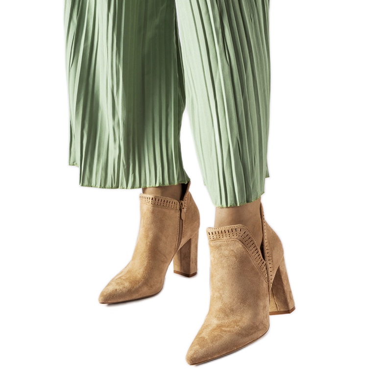 Beżowe zamszowe botki Cammoro beżowy