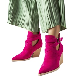 Różowe kowbojki zdobione wycięciami Duclos