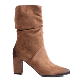 Zamszowe beżowe eleganckie botki na słupku Vinceza beżowy