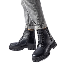 Czarne wiązane botki z cyrkoniami Latsch