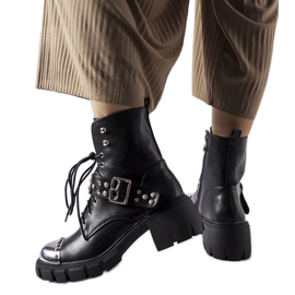 Czarne ozdobne botki na płaskim obcasie Garret