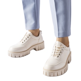 Beżowe eleganckie klasyczne półbuty Severino beżowy