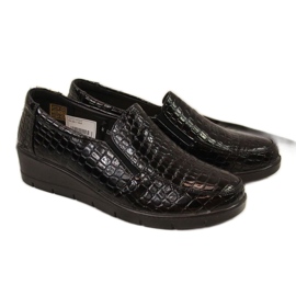 Komfortowe półbuty lakierowane na koturnie T.Sokolski W SCA61A czarne