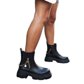 Czarne botki z ozdobnym łańcuchem Archard