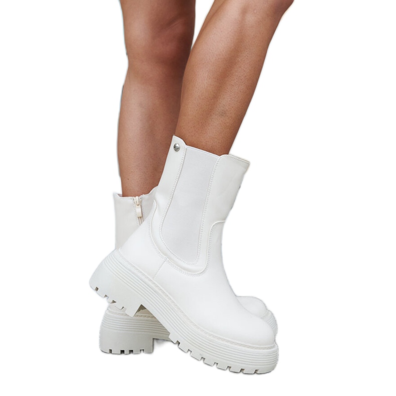 Kremowe ocieplane botki na platformie Rinaldo beżowy