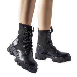 Czarne skarpetowe wsuwane workery Primero