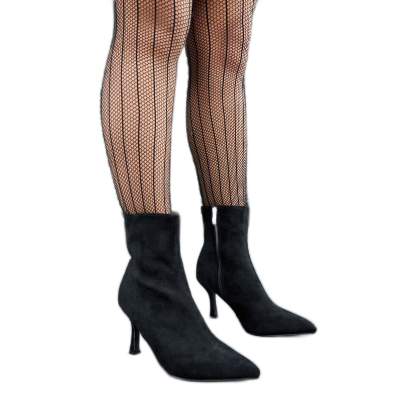 Czarne botki na niskim obcasie Guimond