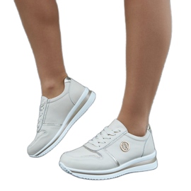 Beżowe skórzane sneakersy z cyrkoniami beżowy