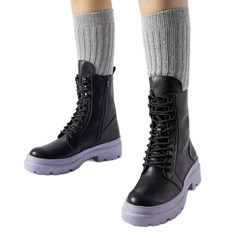 Czarne trapery na kolorowej podeszwie Quennie