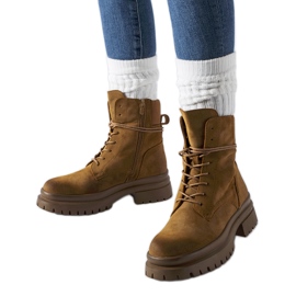 Brązowe trapery z przetartym noskiem Vadnais