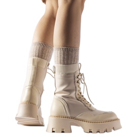 Beżowe workery na masywnej podeszwie Olona beżowy