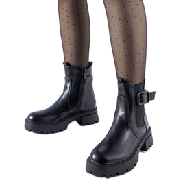 Czarne ocieplane botki ze sprzączką Casola