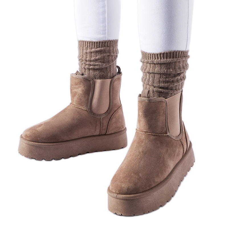 Brązowe śniegowce z gumkami po bokach Bertino