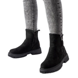Czarne ocieplane klasyczne botki Tesoriero