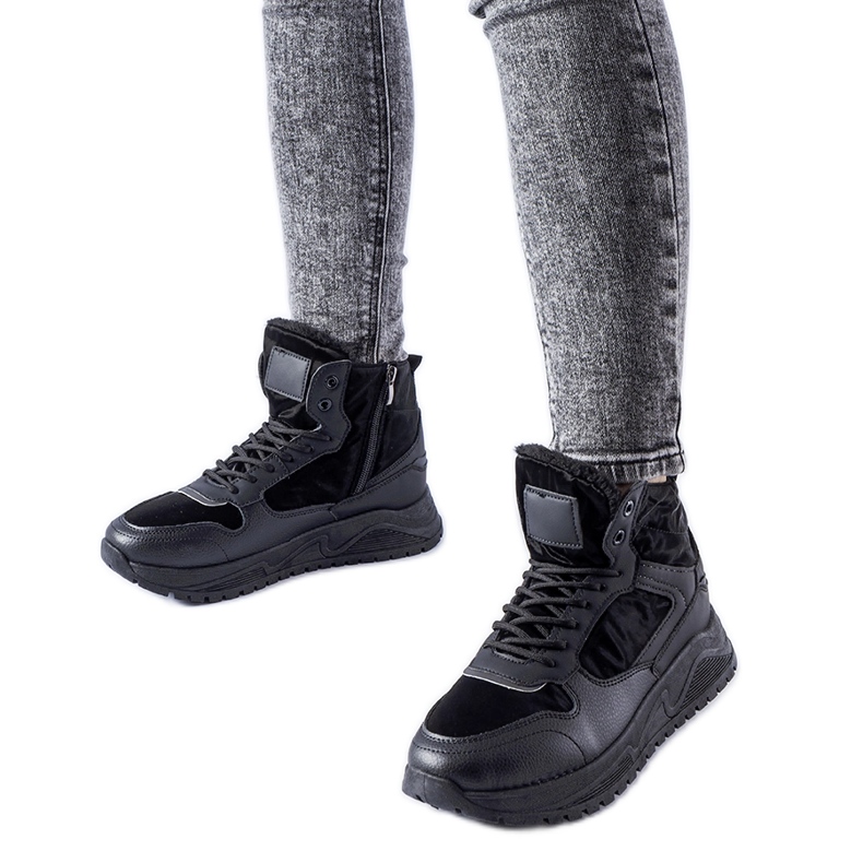 Czarne ocieplane wysokie sneakersy Malles