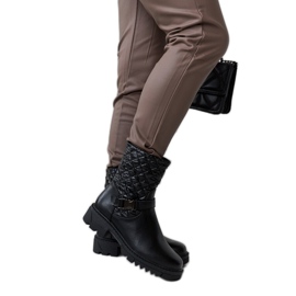 Czarne botki z ozdobnym pikowaniem Brembo