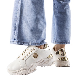 Beżowe sneakersy na masywnej podeszwie Arpaia beżowy