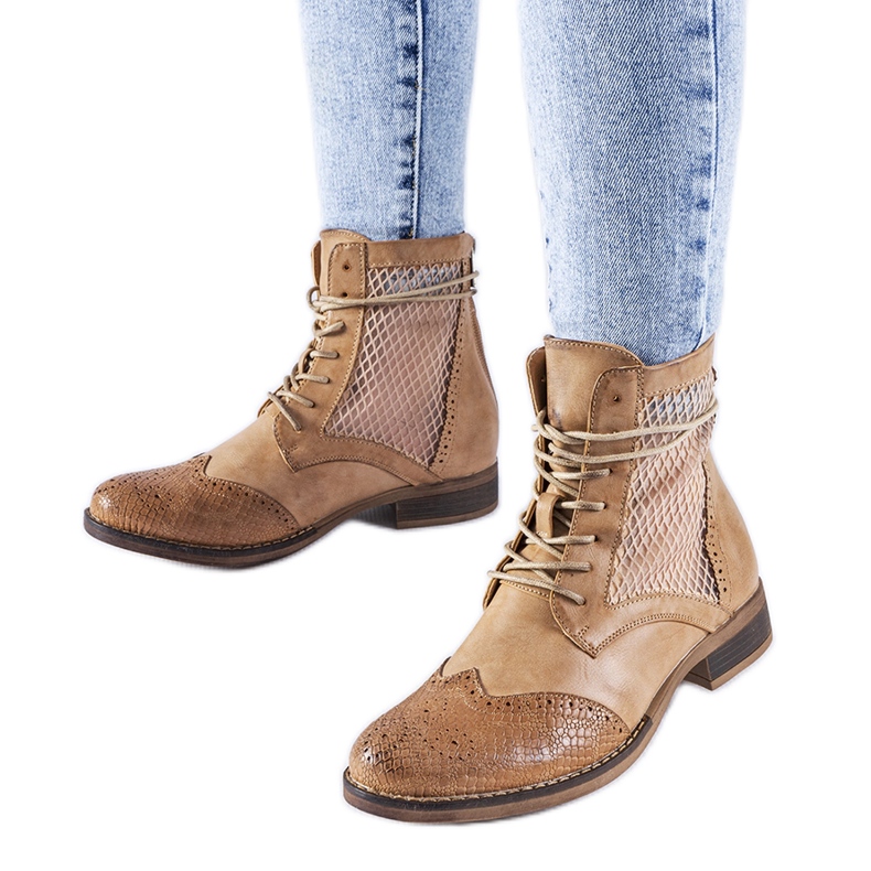 Brązowe ażurowe płaskie botki Reeves