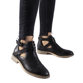 Czarne ażurowe mocno wycięte botki Kooter