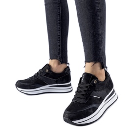 Czarne sneakersy na platformie Nutter