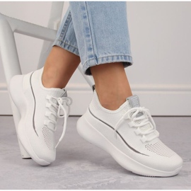 Buty sportowe ażurowe Big Star W INT1961A białe