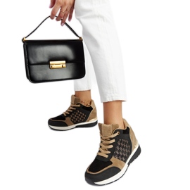 Czarne sneakersy na koturnie Chestnut