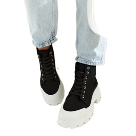 Czarne lekkie traperki za kostkę Obispo