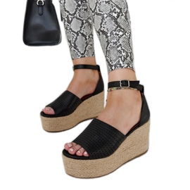 Czarne espadryle na koturnie Nives