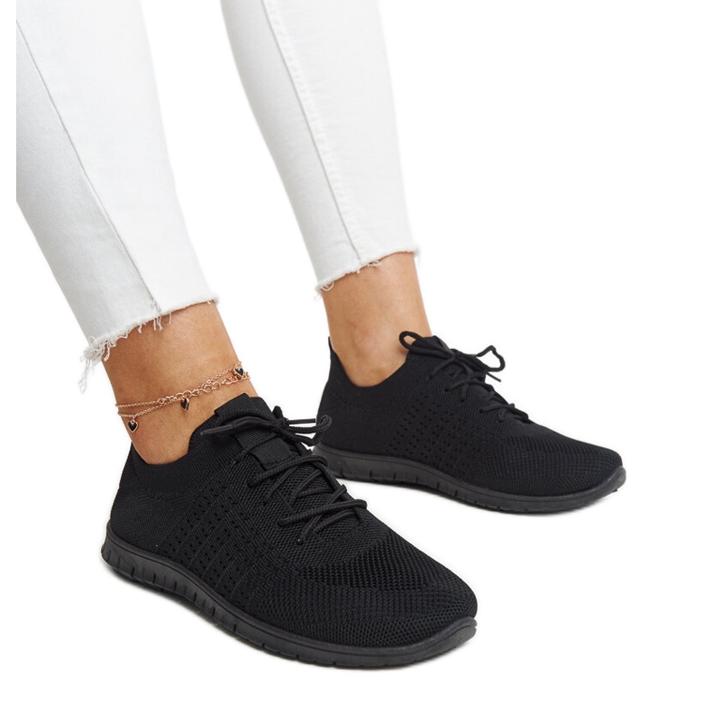 Czarne materiałowe sneakersy Mairago