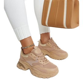 Brązowe sneakersy na platformie zdobione cyrkoniami Maras