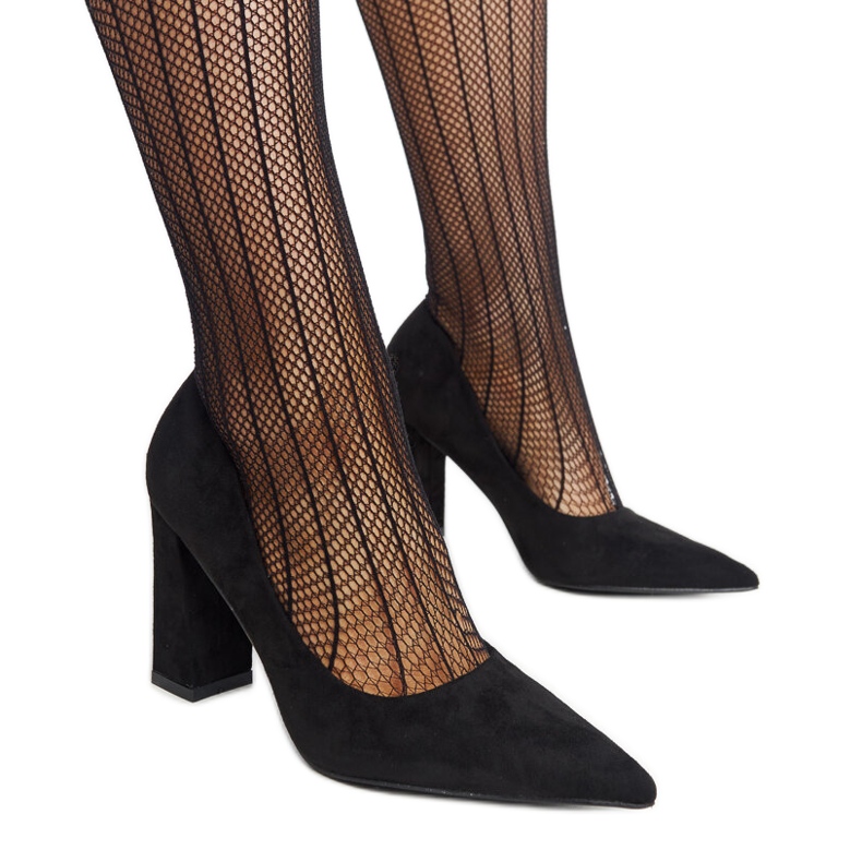 Czarne czółenka na wysokim słupku Leea