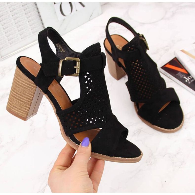 Sandały eVento na słupku W EVE272A czarne