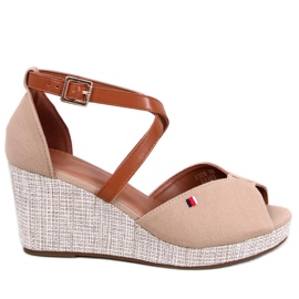 Sandałki na koturnie open toe Berna Khaki beżowy