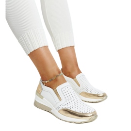 Biało-złote ażurowe sneakersy na koturnie Vernon białe