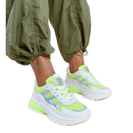 Biało-zielone sneakersy na grubej podeszwie Matea białe