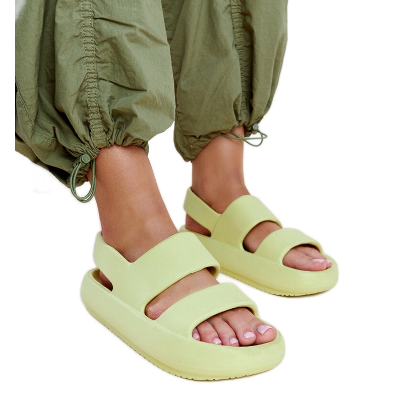 Zielone sandały Attiana