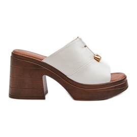 Vinceza Klapki Damskie Z Eko Skóry Na Platformie I Klocku Białe Dafira
