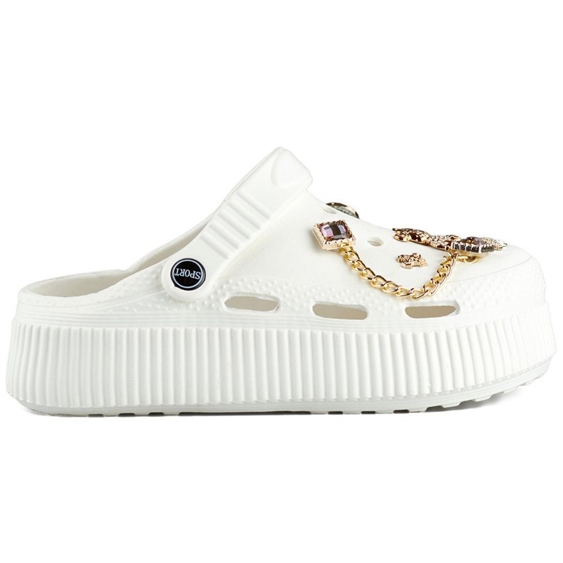 Białe klapki  na grubej podeszwie z ozdobami