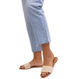 Jasnobeżowe haftowane klapki Marika beżowy