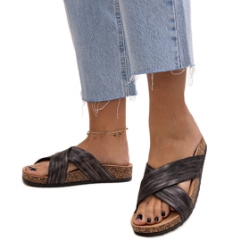 Kapki na korkowej podeszwie z połyskiem Ribera czarne