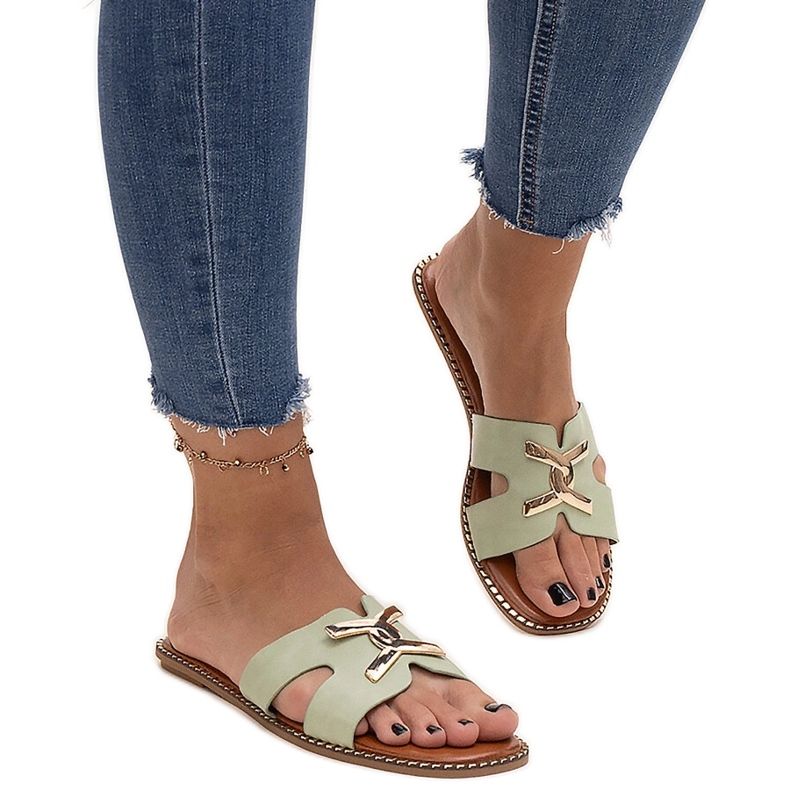 Zielone klapki z klamerką Razanna