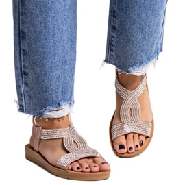 Różowe sandałki zdobione cyrkoniami Michalina